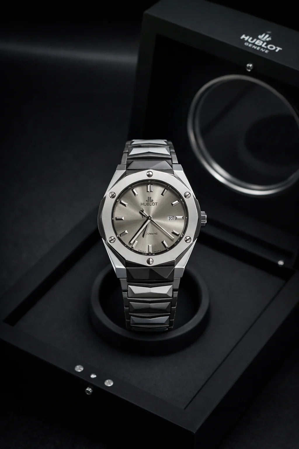 Hublot Cut Rotating Back (Swiss like)