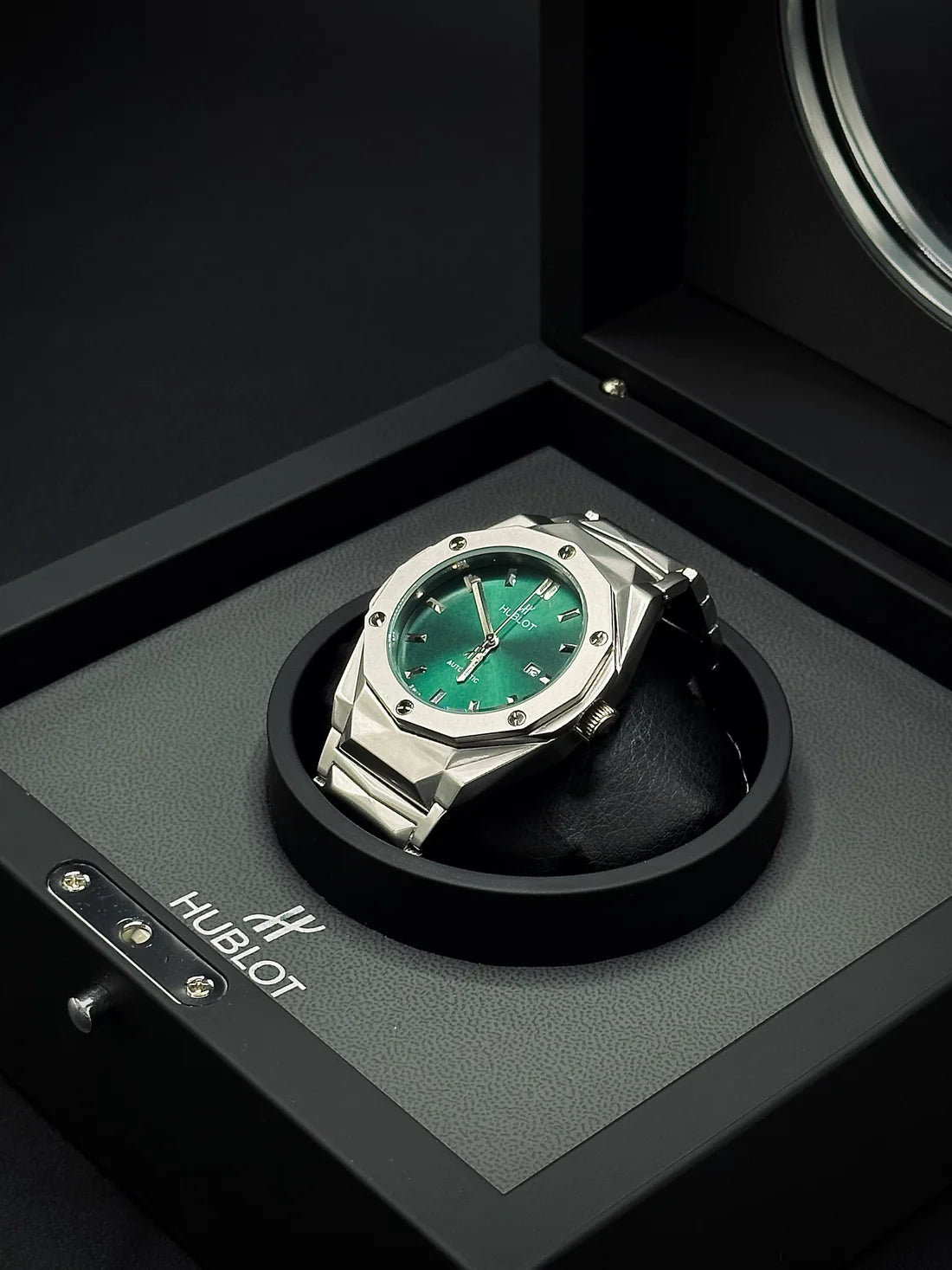 Hublot Cut Rotating Back (Swiss like)